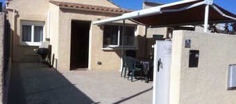 Air-conditioned house for holiday rental with wifi rated 2 stars