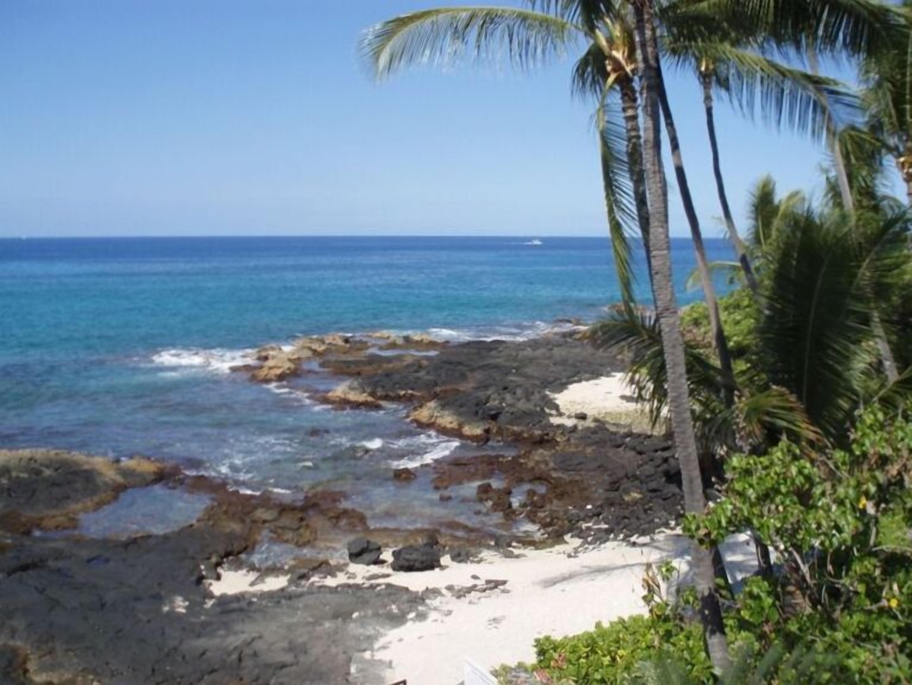 Chaises longues, serviettes de plage