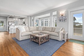 Smart TV, DVD player, books, video library - Welcome to BIS BALD!, your Oceanfront Escape on BHI! (Bald Head Island)