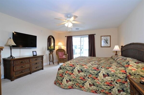 8 bedrooms, iron/ironing board, WiFi, bed sheets