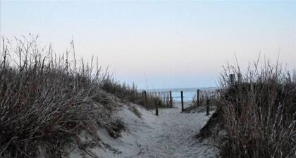 Tämä se on! Tilava Luxury 8 makuuhuoneen Villa, uima-allas, Hs Internet