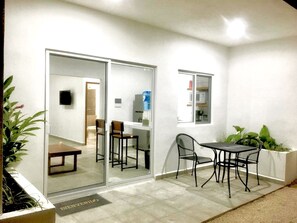 Outdoor dining - AQUA GUESTHOUSE 1~ STEPS FROM BEACH ~ A+ INTERNET (Puerto Morelos)