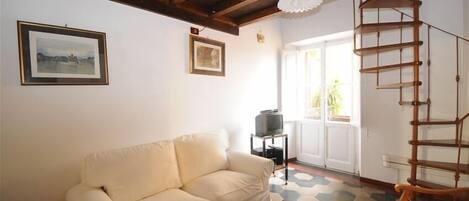 Smart TV, DVD player