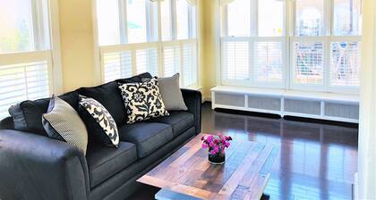 Beach-block and ocean views!