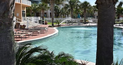 Sunrise, Sunsets or Endless Water Views Enjoy it all at Legacy Penthouse 1404