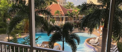 Beheizter Pool