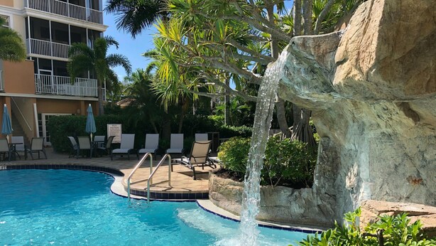 Unclassified image, 1 of 23, button - Naples Vanderbilt Beach-beautiful Updated-walk to the beach (Naples)