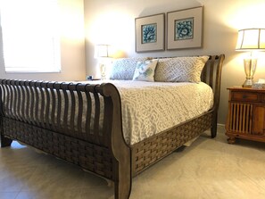 3 habitaciones, tabla de planchar con plancha, cuna de viaje y wifi 