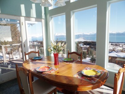 Miracle Ridge - Beautiful, Private Home Overlooking Kachemak Bay & Cook Inlet