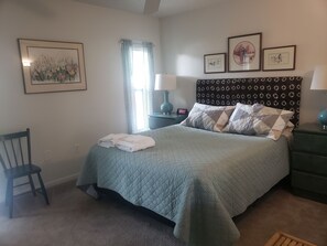 3 Schlafzimmer, Schreibtisch, Bügeleisen/Bügelbrett, kostenloses WLAN