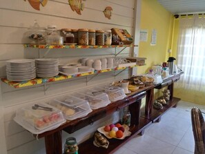 Dining - Pousada Algas Marinhas (Fernando de Noronha)