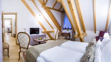 Premium bedding, down duvets, minibar, in-room safe