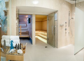 Body treatments, aromatherapy, deep-tissue massages, Swedish massages - Schloss Thalheim (Kapelln)