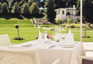 Lunch and dinner served  - Schloss Thalheim (Kapelln)