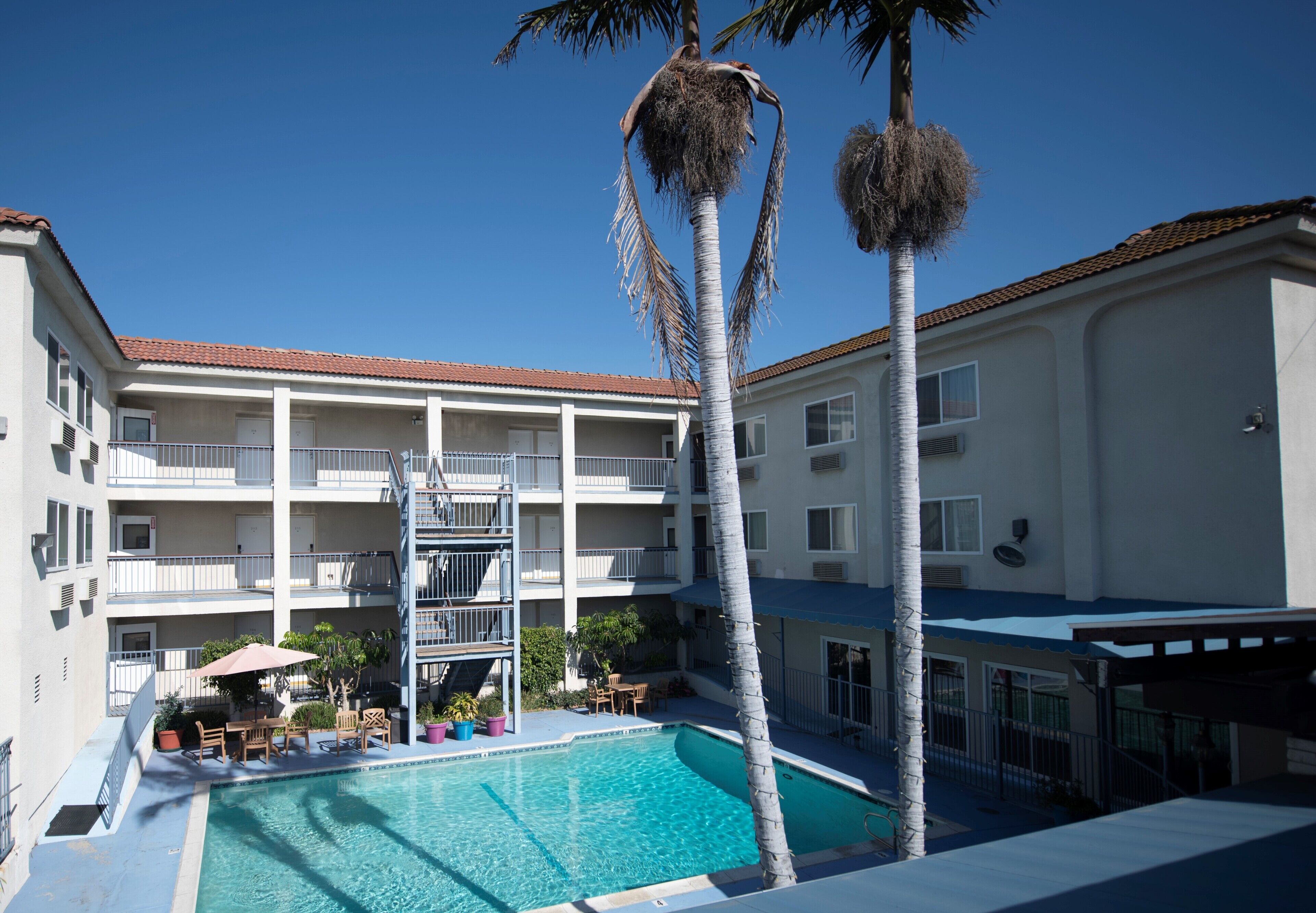 Foto - Brookhurst Plaza Inn