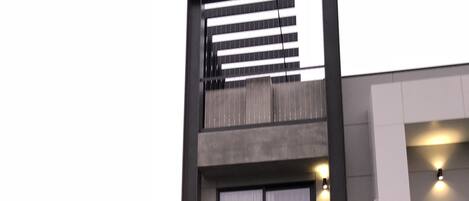 Entrada al alojamiento