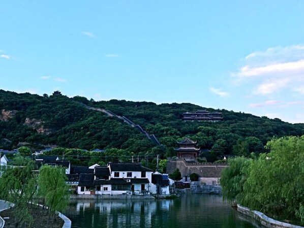 منوع