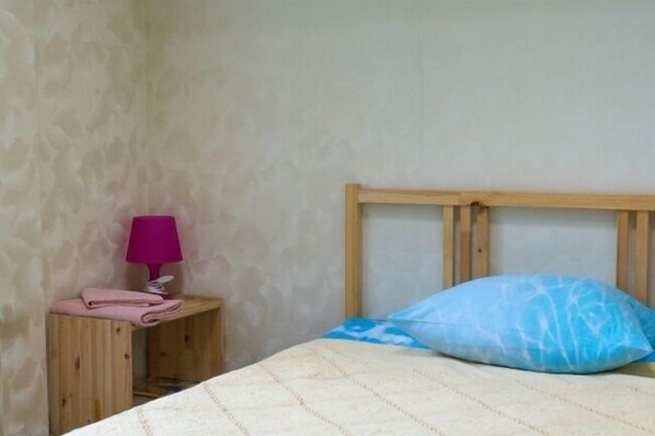 Habitación doble estándar | Insonorización, tabla de planchar con plancha y wifi gratis 