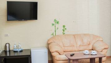 Comfort Room | Kalis bunyi, seterika/papan seterika, Wi-fi percuma, cadar katil