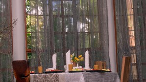 Free daily cooked-to-order breakfast - Lindrin Lodge (Moshi)