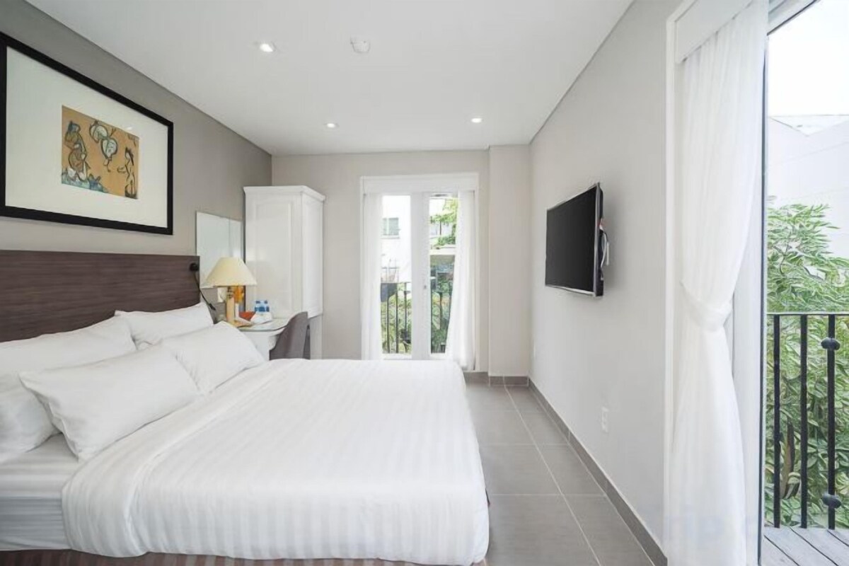 Junior Suite With Balcony