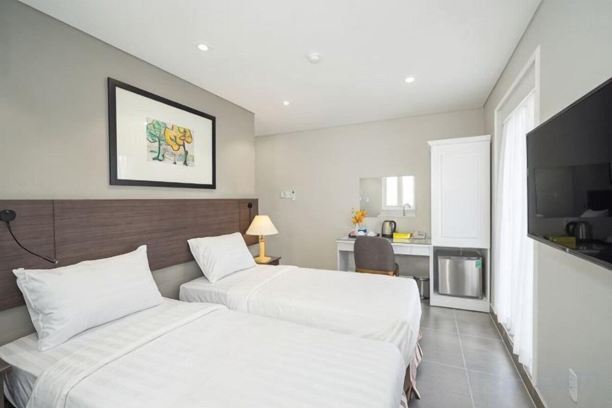 Deluxe Twin or Double Room 
