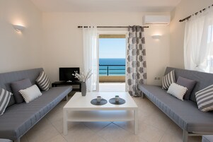 Superior Apartment, 2 Double Beds, Non Smoking, Sea View | Blackout drapes, soundproofing, iron/ironing board, free WiFi