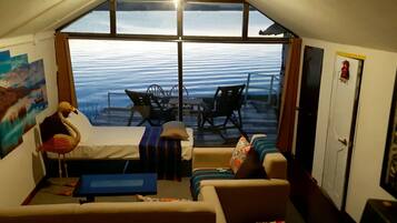 Kamar Quadruple, 2 Tempat Tidur Double | Didekorasi berbeda-beda dan dilengkapi dengan perabotan berbeda-beda