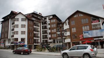 Bagian depan properti