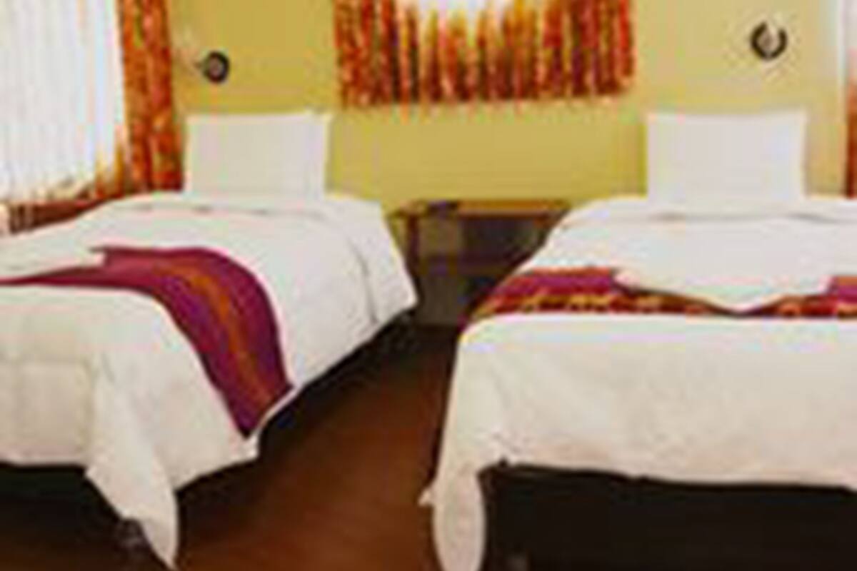 4 bedrooms, in-room safe, desk, free WiFi