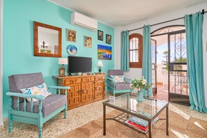 TV, peis og stereoanlegg