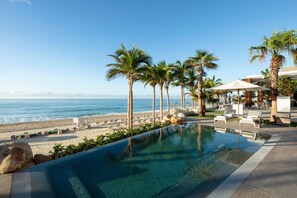 8 outdoor pools, pool umbrellas - Garza Blanca Los Cabos - All Inclusive (Cabo San Lucas)