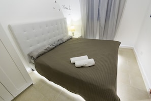 8 Schlafzimmer, Zimmersafe, Bügeleisen/Bügelbrett, kostenloses WLAN