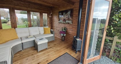 Country Studio with Kitchen