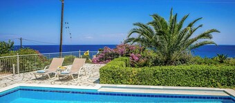 Villa Ventura - Three Bedroom Villa, Sleeps 6