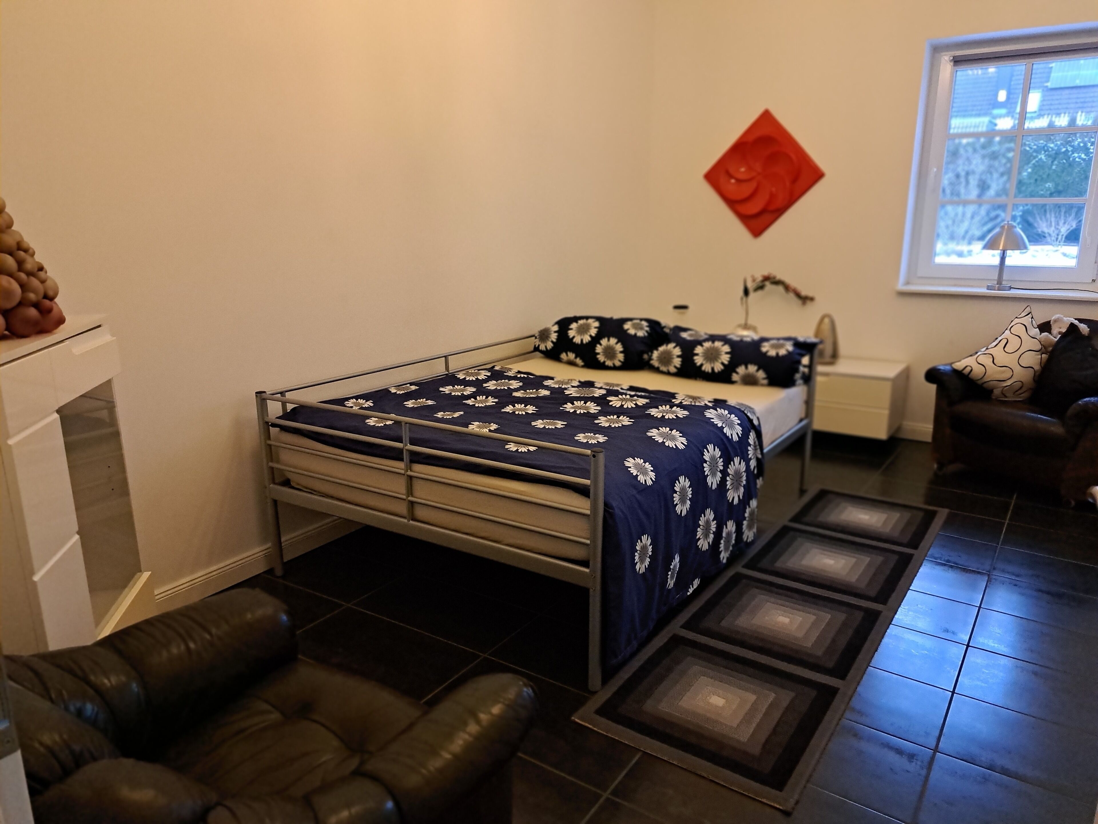 3 bedrooms, desk, free WiFi, bed sheets