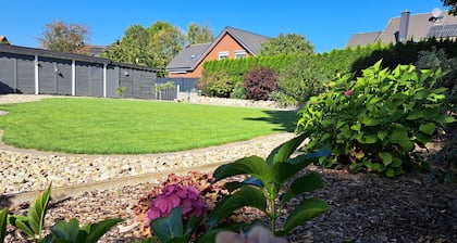 House, superior equipment, city limits Rostock, pets welcome, internet