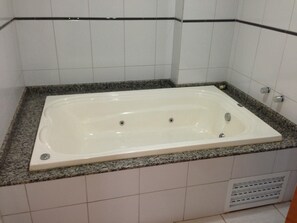 Bathroom - Hotel Ceolatto Palace Aeroporto (Varzea Grande)