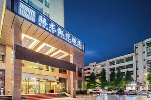 Exterior - Grand Dragon Hotel (BIJIE)