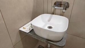 Bathroom - Hotel Kozar (Ahmedabad)