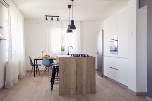 Lavastoviglie, bollitore elettrico