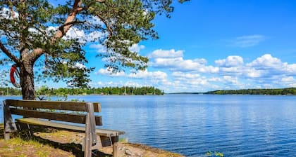 Oceanatelier - ein Archipelhaus 10 Minuten Fahrt von Stockholm entfernt.