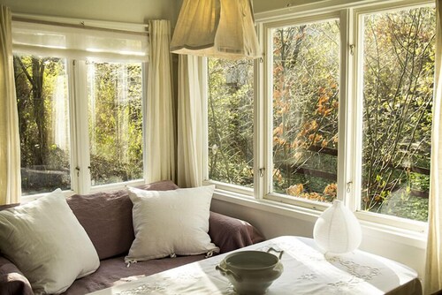 Oceanatelier - a archipelago cottage 10 min drive from stockholm city