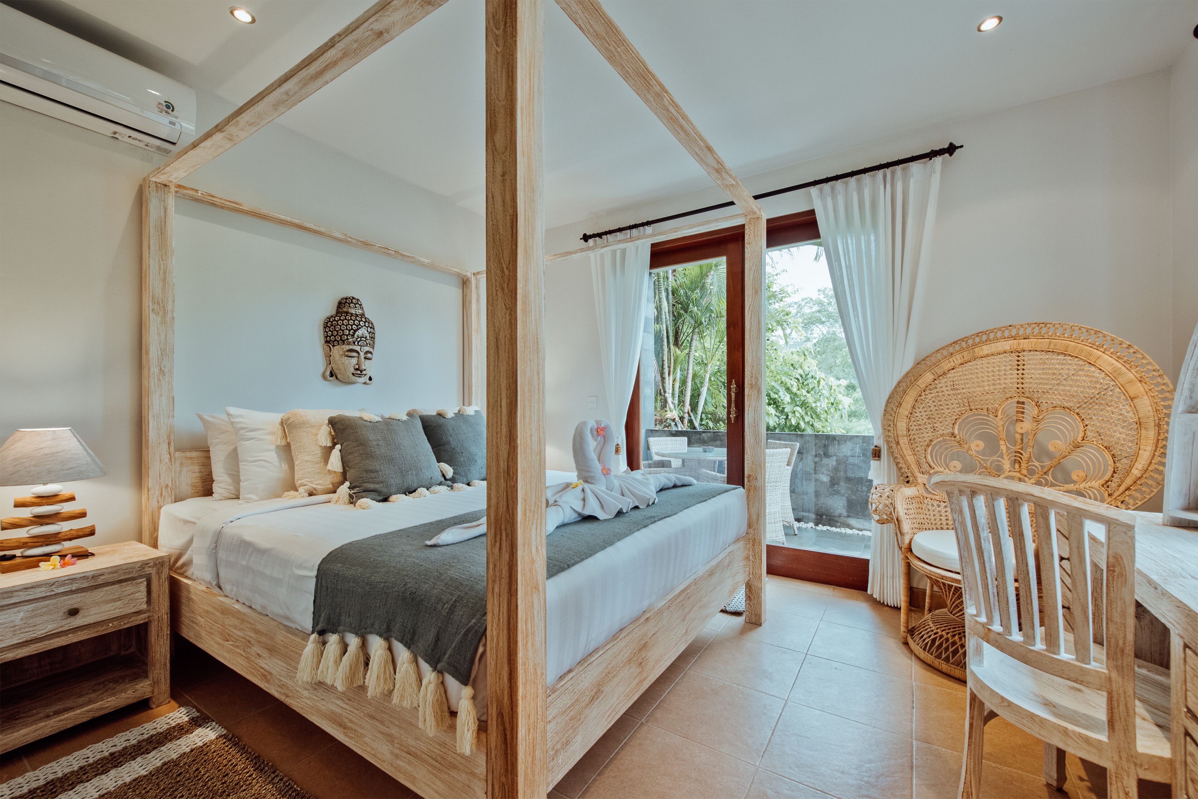 2 bedrooms, in-room safe, iron/ironing board, WiFi