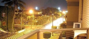 Yksi korttelin päässä Guarujá-lahden rannasta - 2 sviittiä