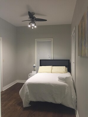 2 bedrooms, in-room safe, iron/ironing board, WiFi
