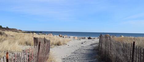 Sun-loungers, beach towels