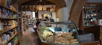 Rural familiens hus i Casentino med eksklusive basseng og hager. Dyrevennlig