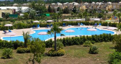 Pizzo Beach Club “Summer Special” 2 Bed apartment 13F with Free WIFI and 2 Terr
