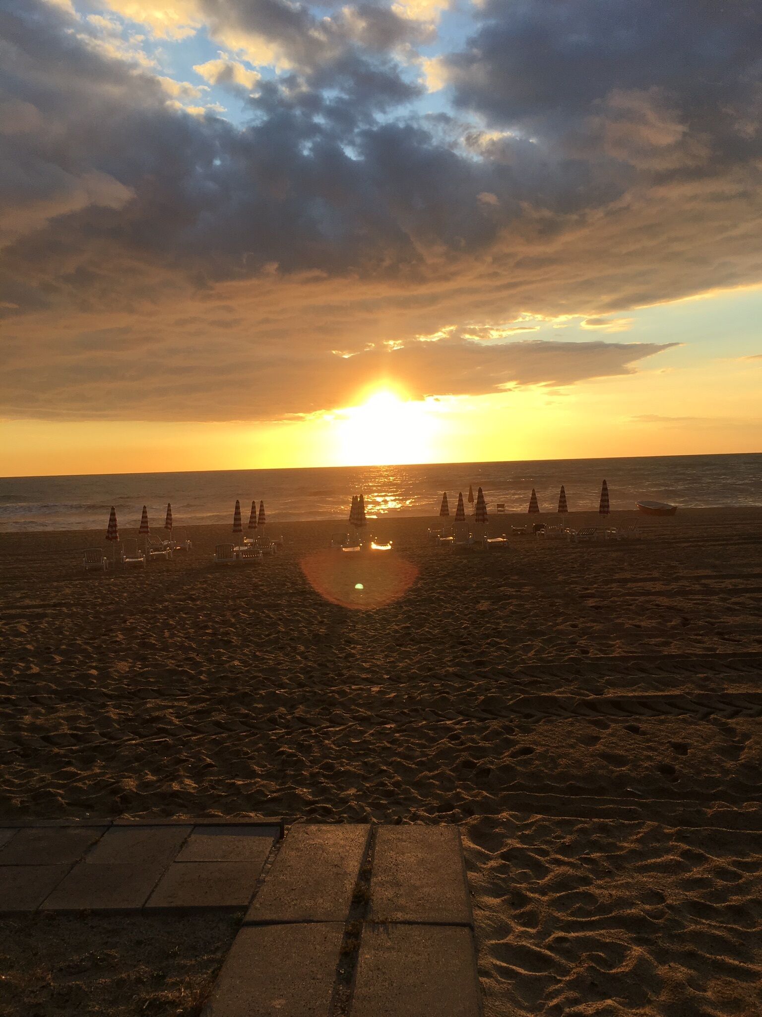 Ranta lähistöllä, rantapyyhkeitä